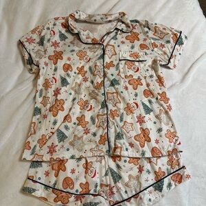 Women’s Festive Gingerbread Christmas Pajama Short Set - size L